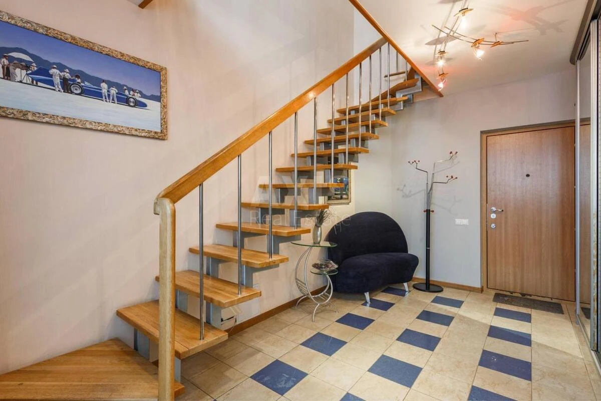 3k apartment vul. Bogatyrs'ka 18А667706