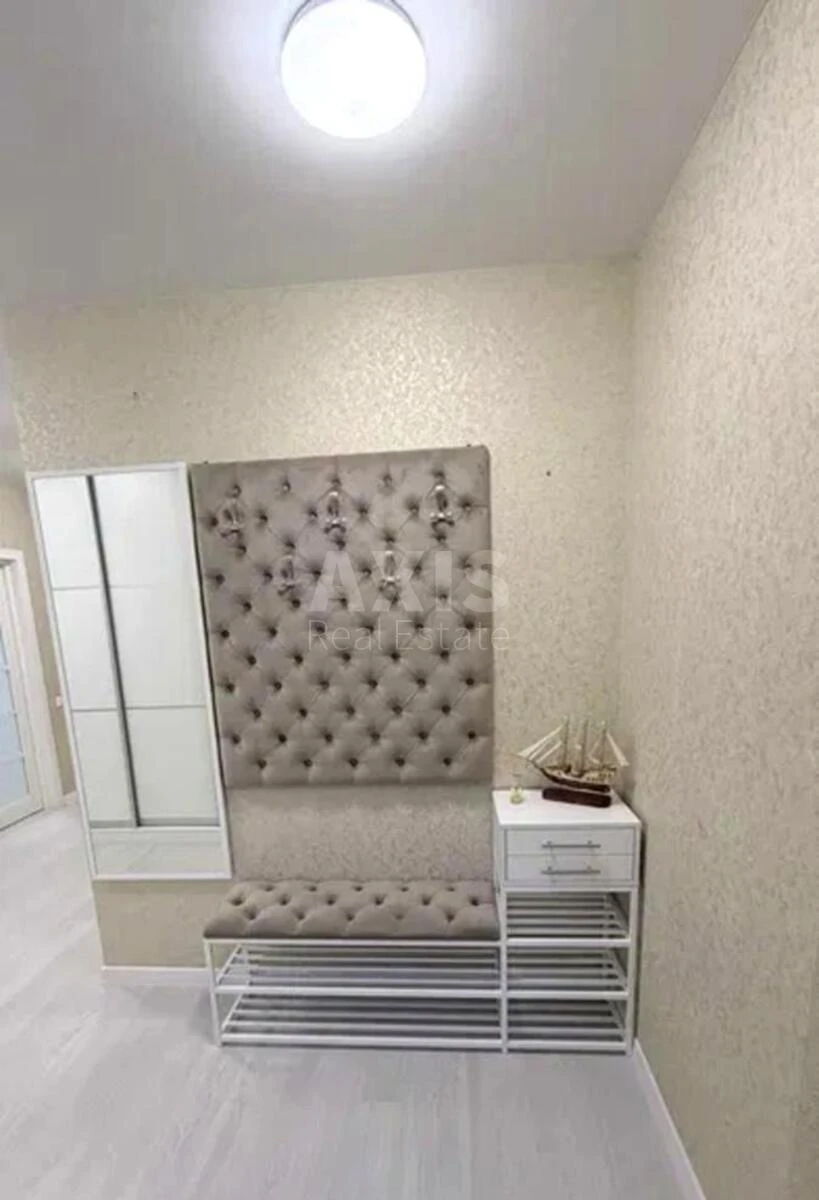 3к квартира ул. Семьи Кульженков 336648413