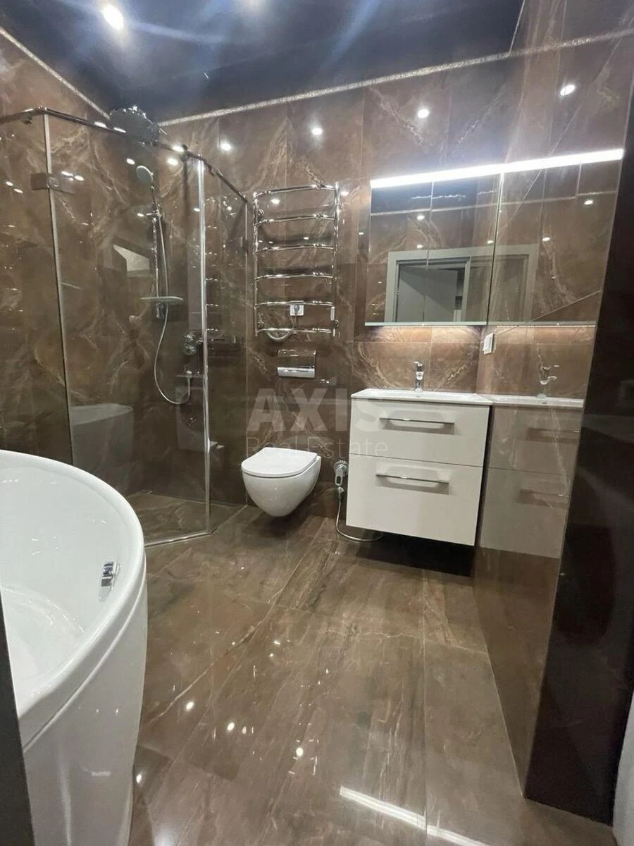 2k apartment vul. Zhmachenka Generala 28Б697695