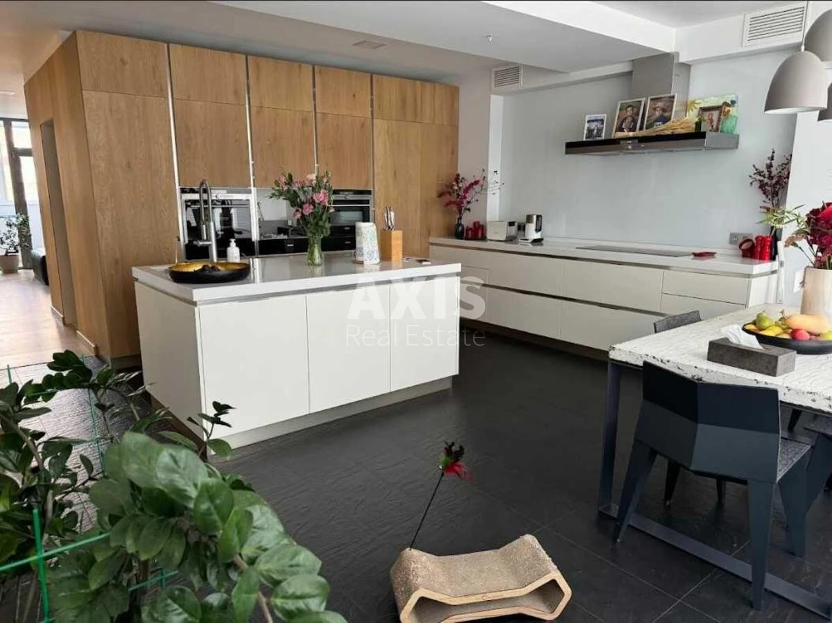 3k apartment vul. Александры Эстер 9700170