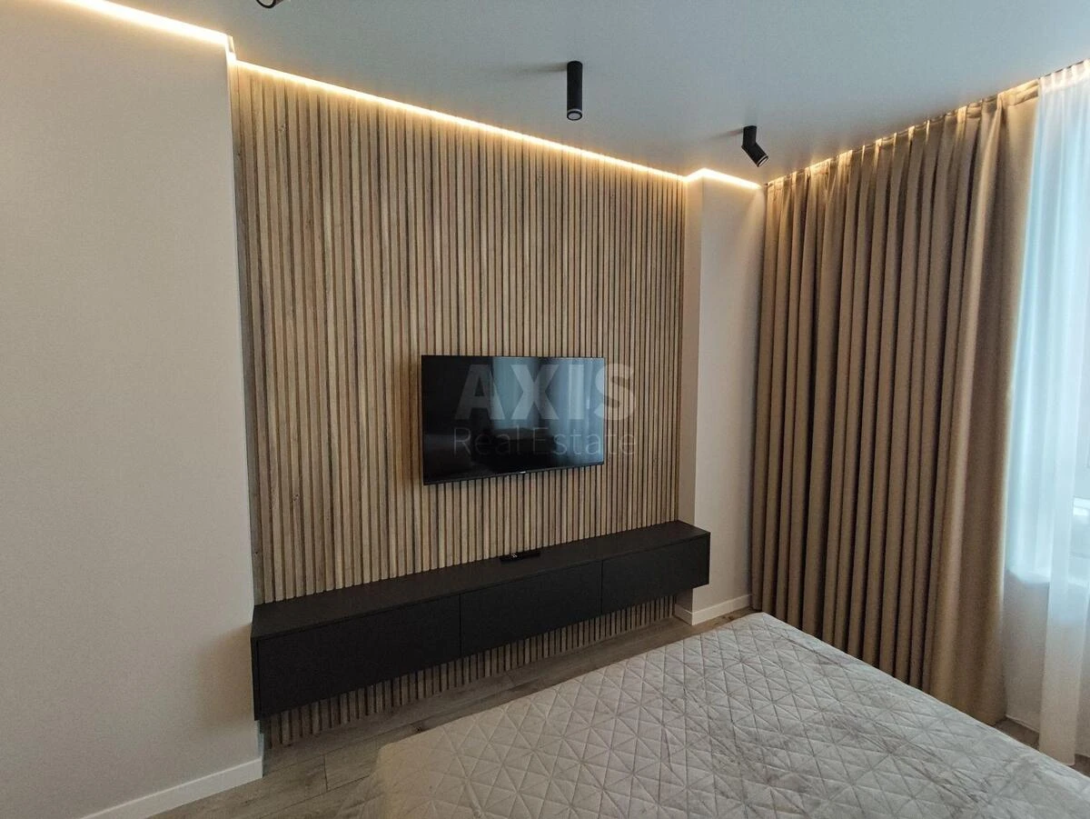 1k apartment vul. Saljutna 2Б6536011