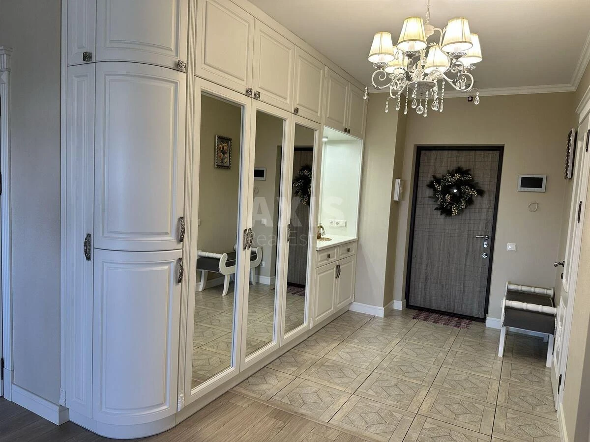 1k apartment pr-t Navoi' Alishera 697013814