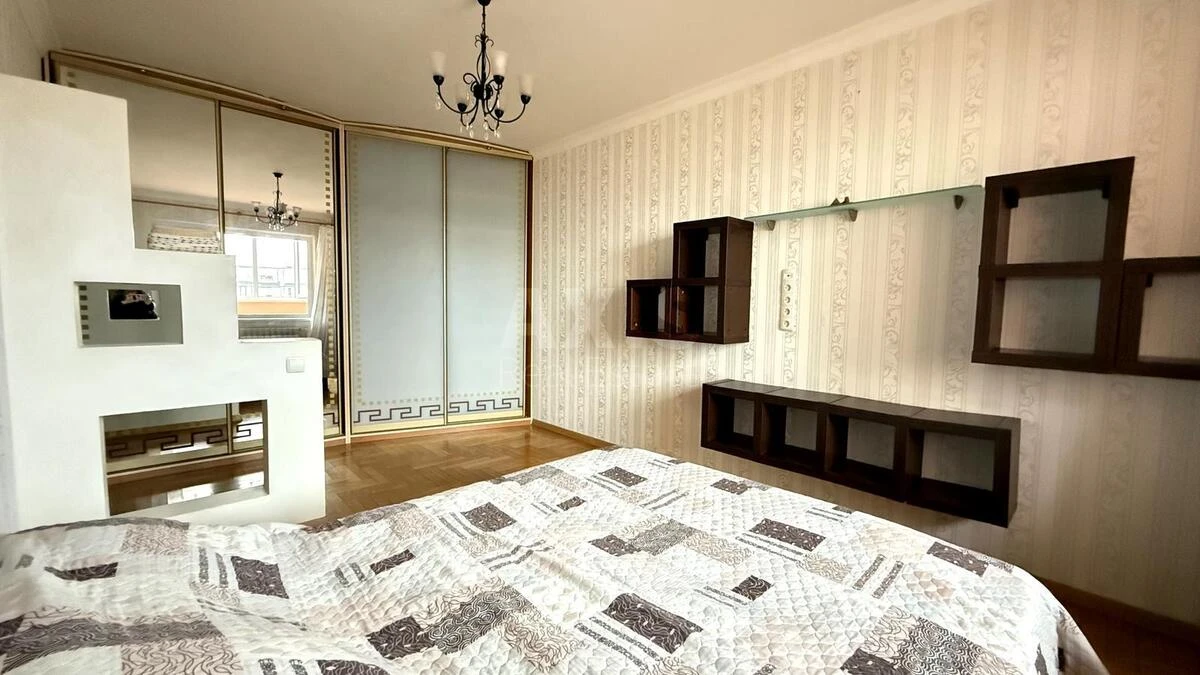 2к квартира ул. Рональда Рейгана 4А632918