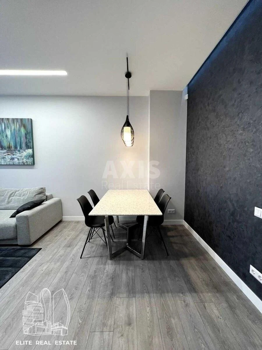 2k apartment vul. Vasylya Tyutyunnyka 52/17164411