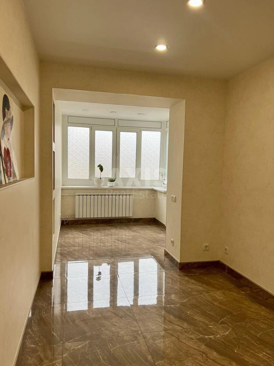 Офис ул. Антоновича 165, 85м2672213