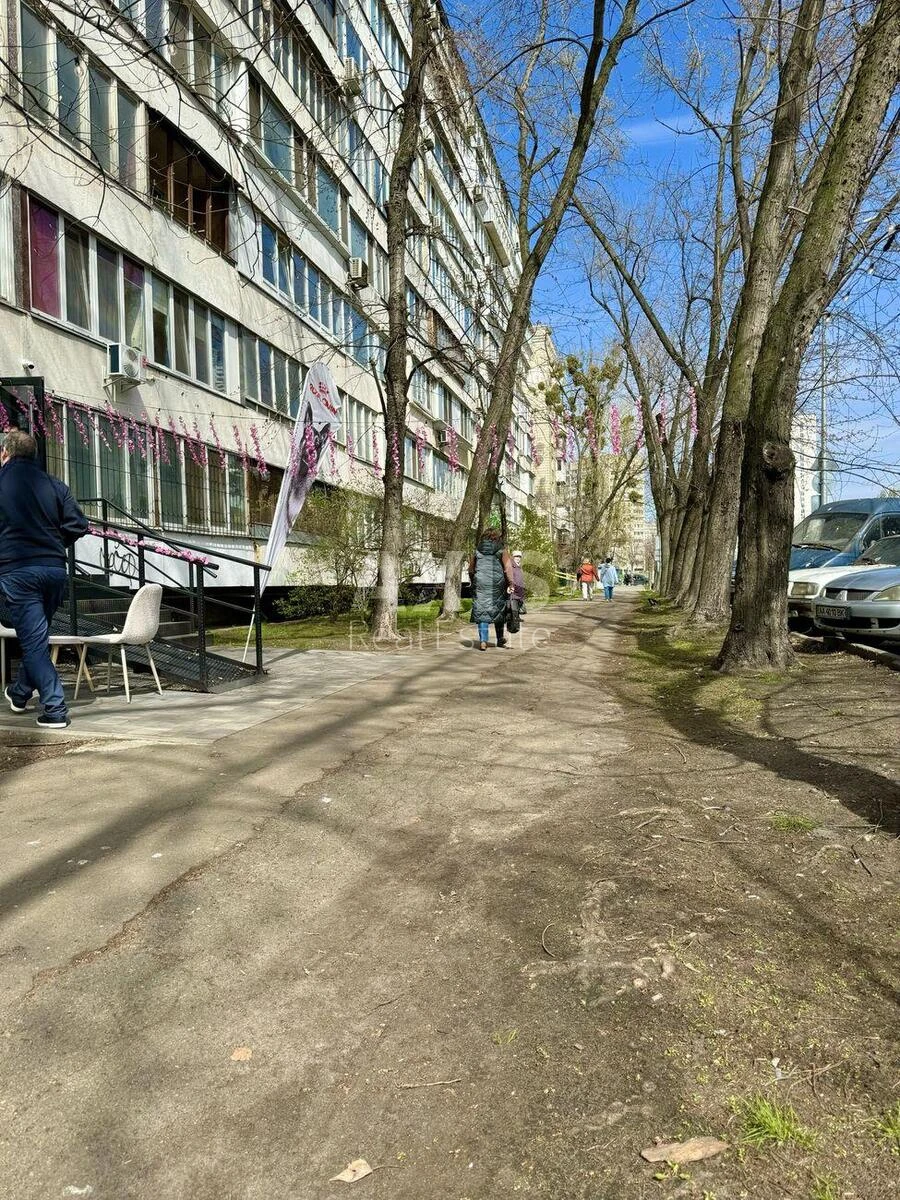 Объект торговли бул. Игоря Шамо 19, 55м2533702