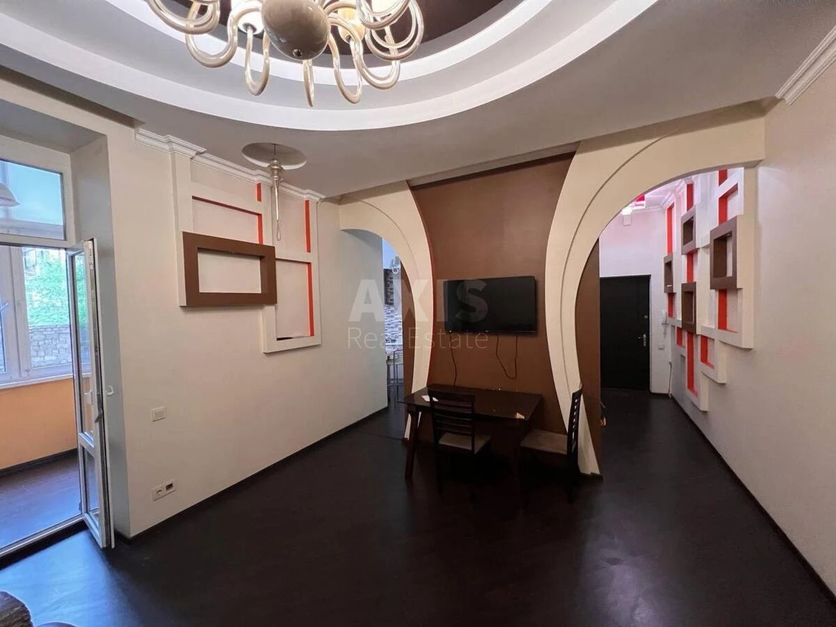 2k apartment vul. Mezhygirs'ka 30673905