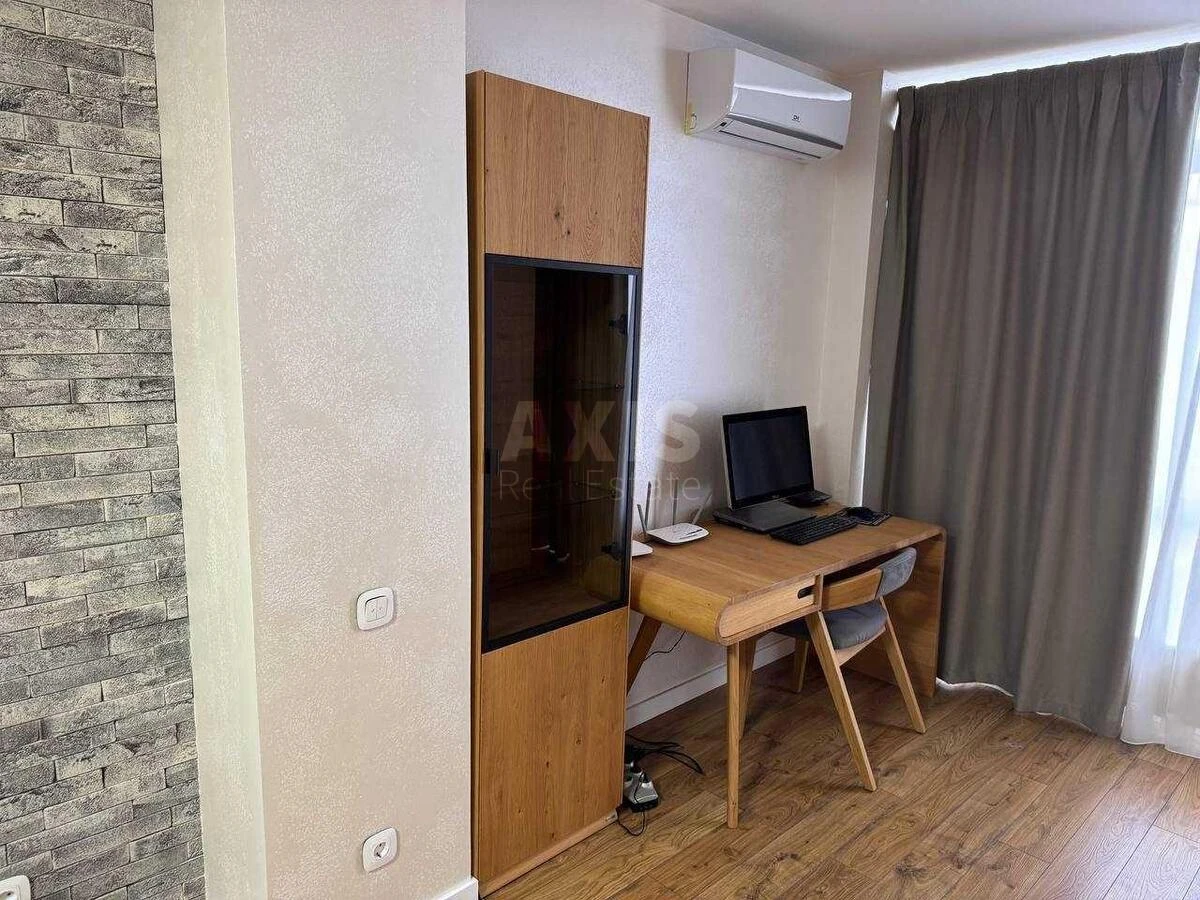 2k apartment vul. Radystiv 326906212