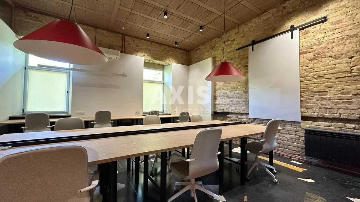 Офис ул. Хмельницкого Богдана 74, 130м246819