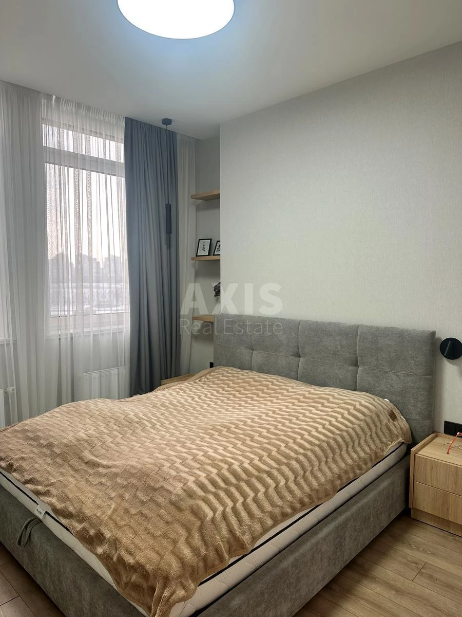 1к квартира пр-т Берестейский 11Б6770911