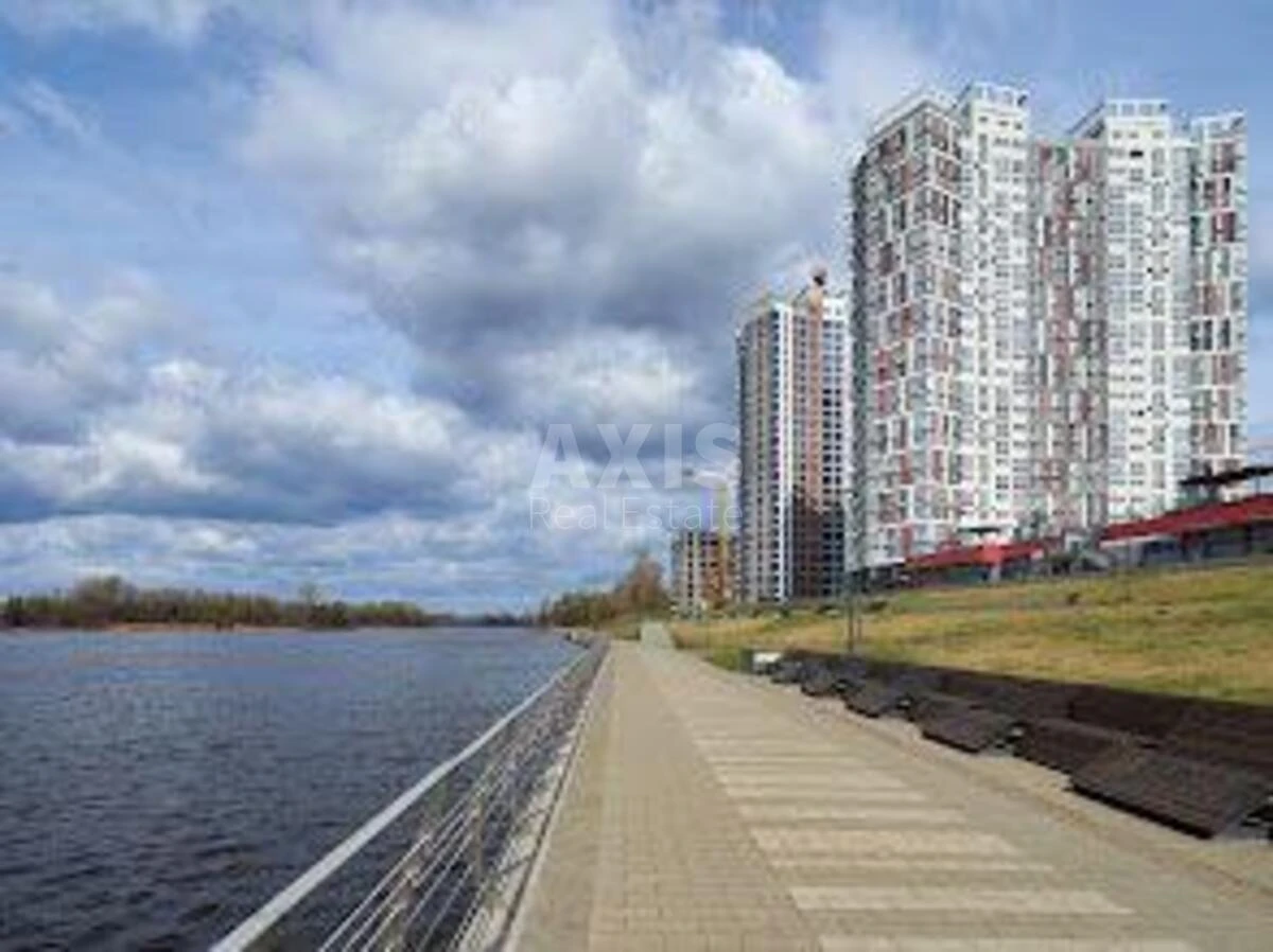 2к квартира ул. Евгена Маланюка 101Ш651647