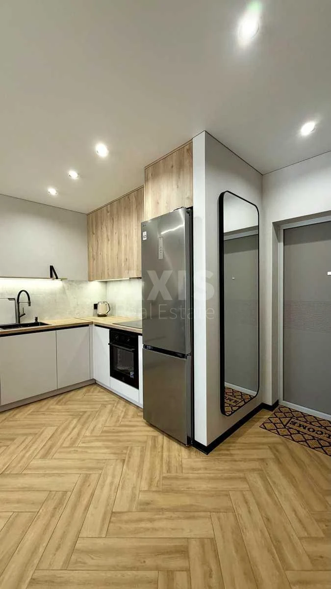 1k apartment nab. Dniprovs'ka 871351