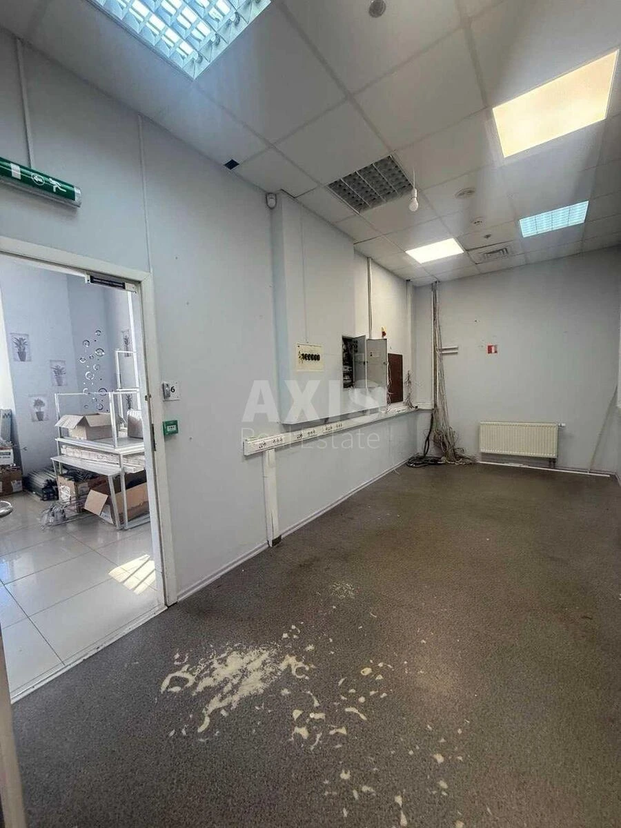 Trade object vul. Sverstjuka Jevgena 2Б, 1000m26241817