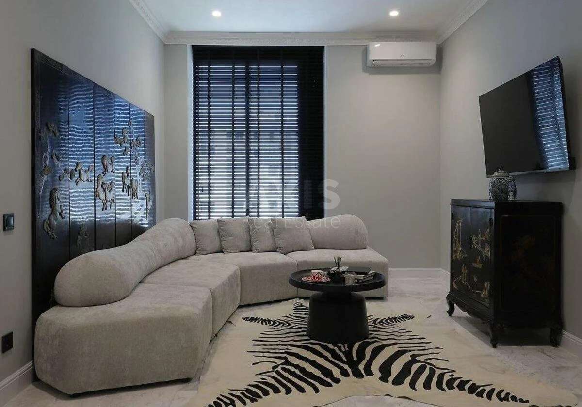 3k apartment vul. Zvirynec'ka 70А695292