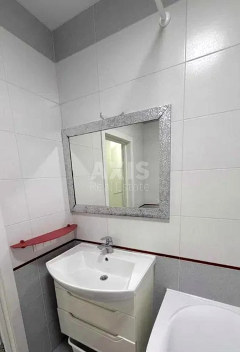 3к квартира ул. Семьи Кульженков 336648414