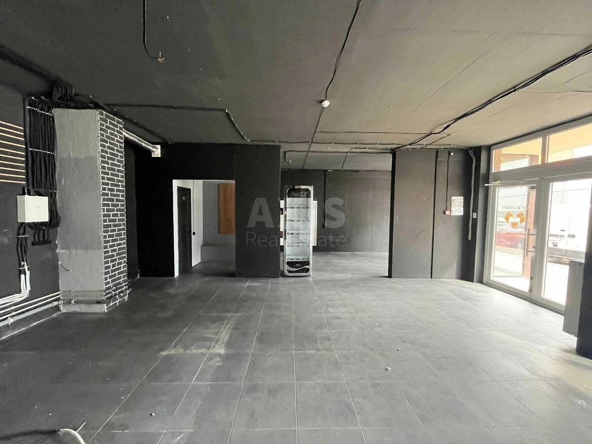 Trade object vul. Oleksandra Olesja 2А, 70m2712223