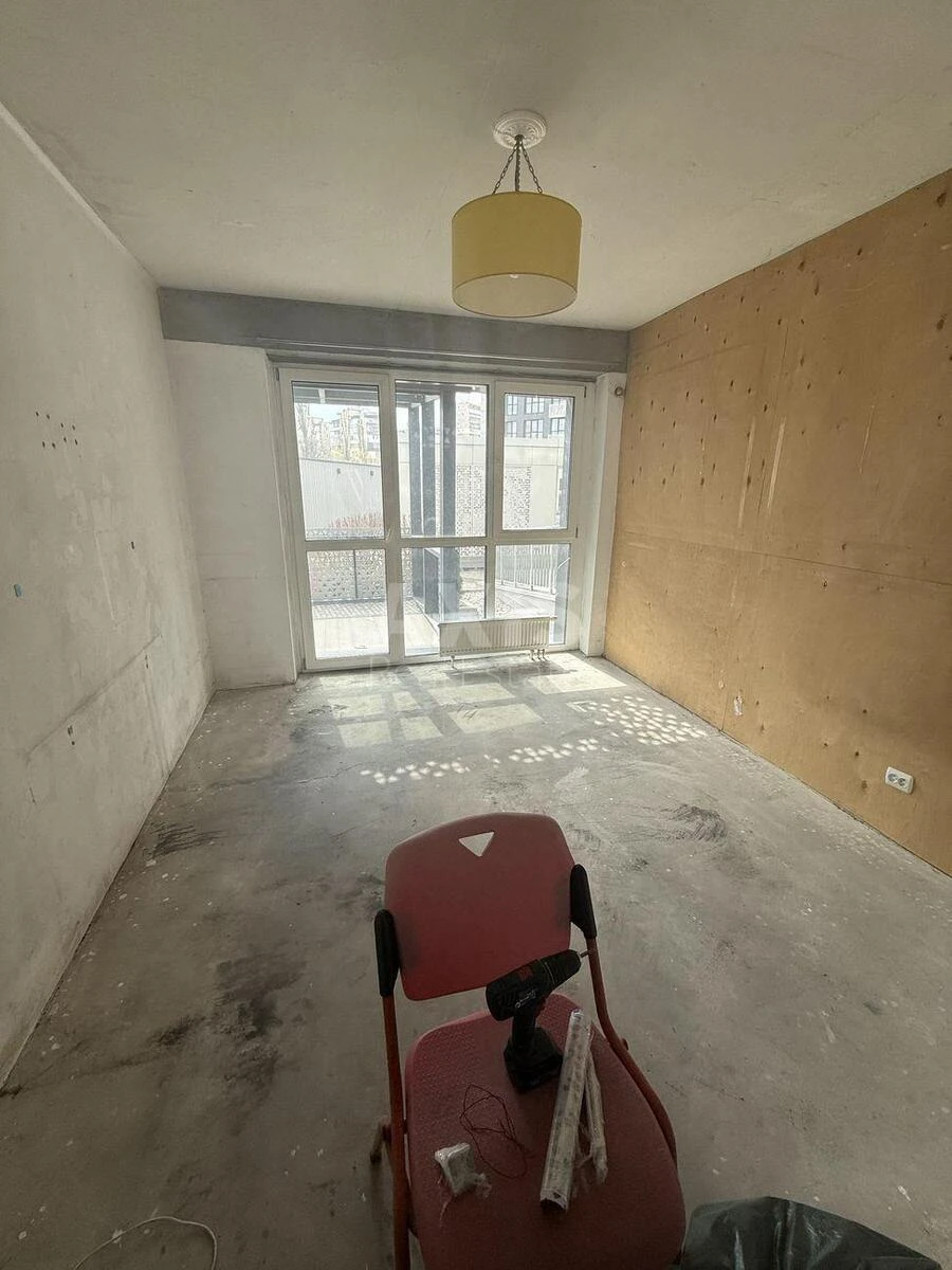 4k apartment vul. Lypkivs'kogo Vasylja Mytropolyta 16А712374