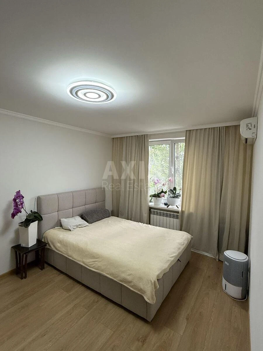 2k apartment vul. Buchmy Amvrosija 8682331