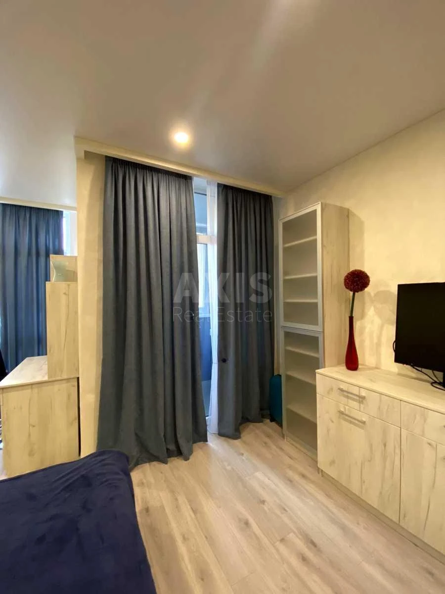 1k apartment vul. Rostyslavska 3А714915