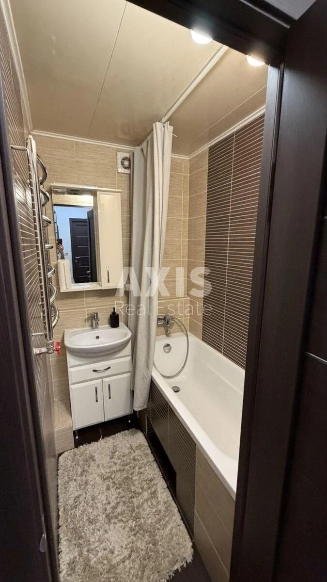 2k apartment vul. Entuziastiv 9/1662573