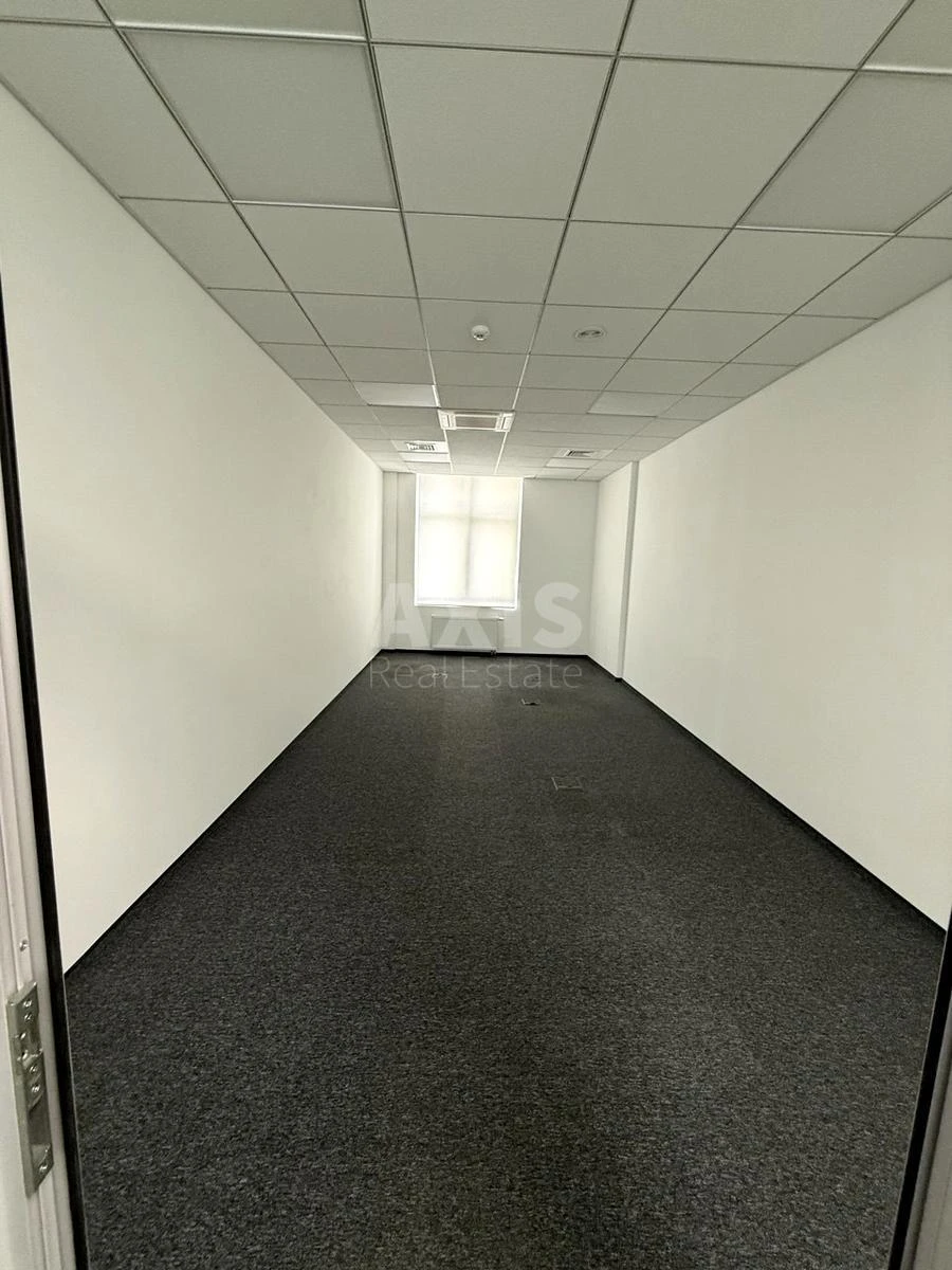 Office vul. Mykhayla Boychuka 44А, 280m2686782