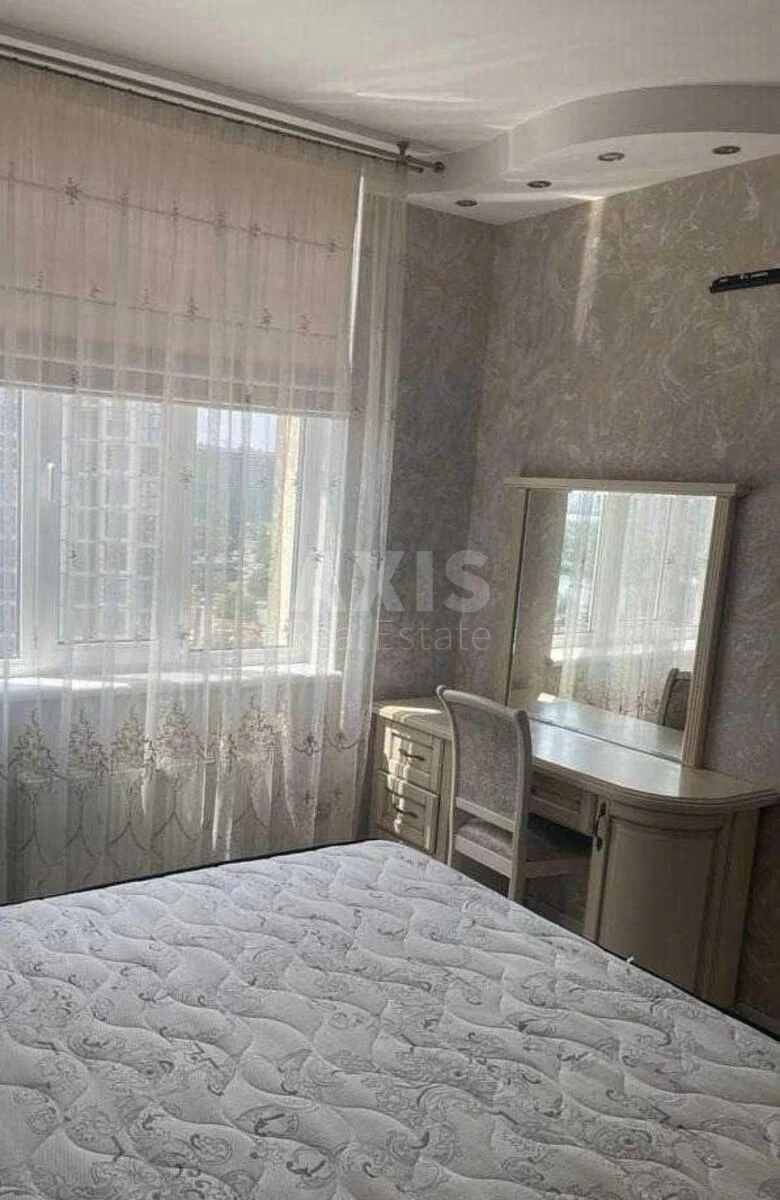 3k apartment vul. Urlivs'ka 23В628865