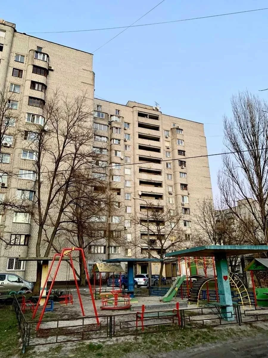 3k apartment vul. Novatoriv 97005411