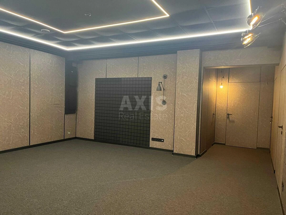 Офис пр-т Соборности 19, 126м2715933