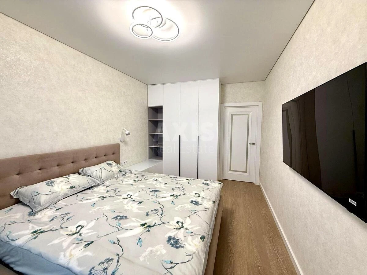 1k apartment nab. Dniprovs'ka 15К632464