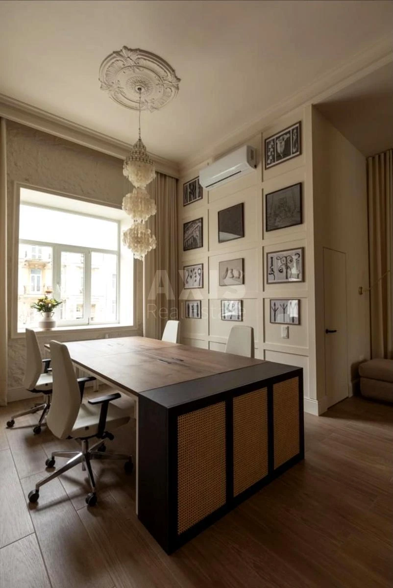 Office vul. Saksagans'kogo 33/35, 80m2654700