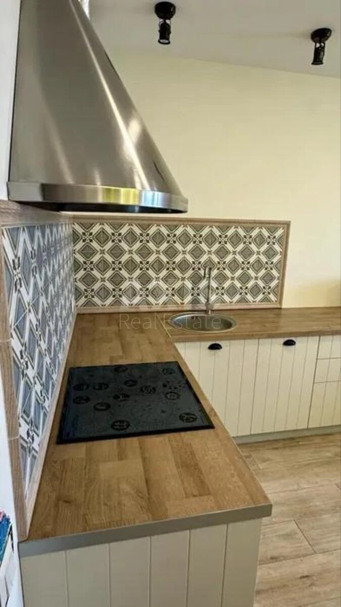 1k apartment vul. Ushakova Mykoly 1Б691192