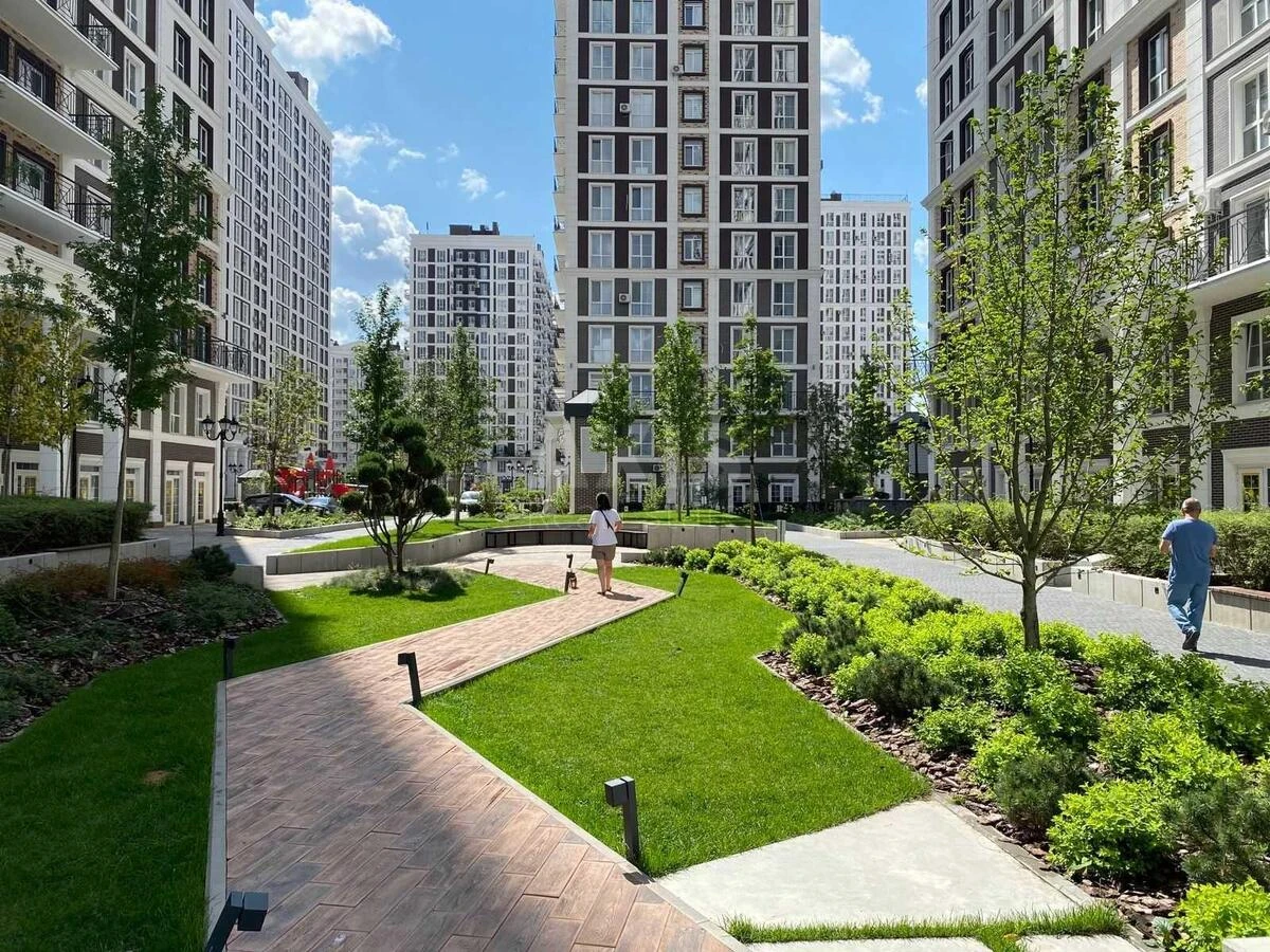 2к квартира ул. Михаила Максимовича 246915320