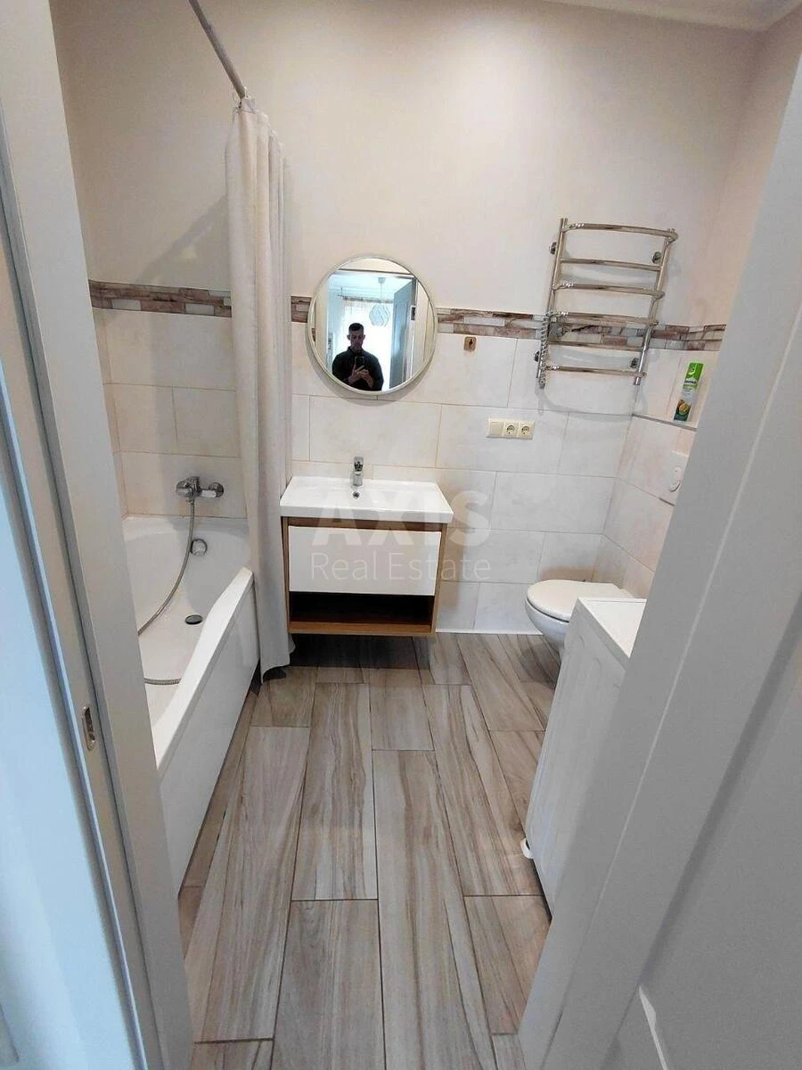 1k apartment vul. Revuc'kogo 40688984