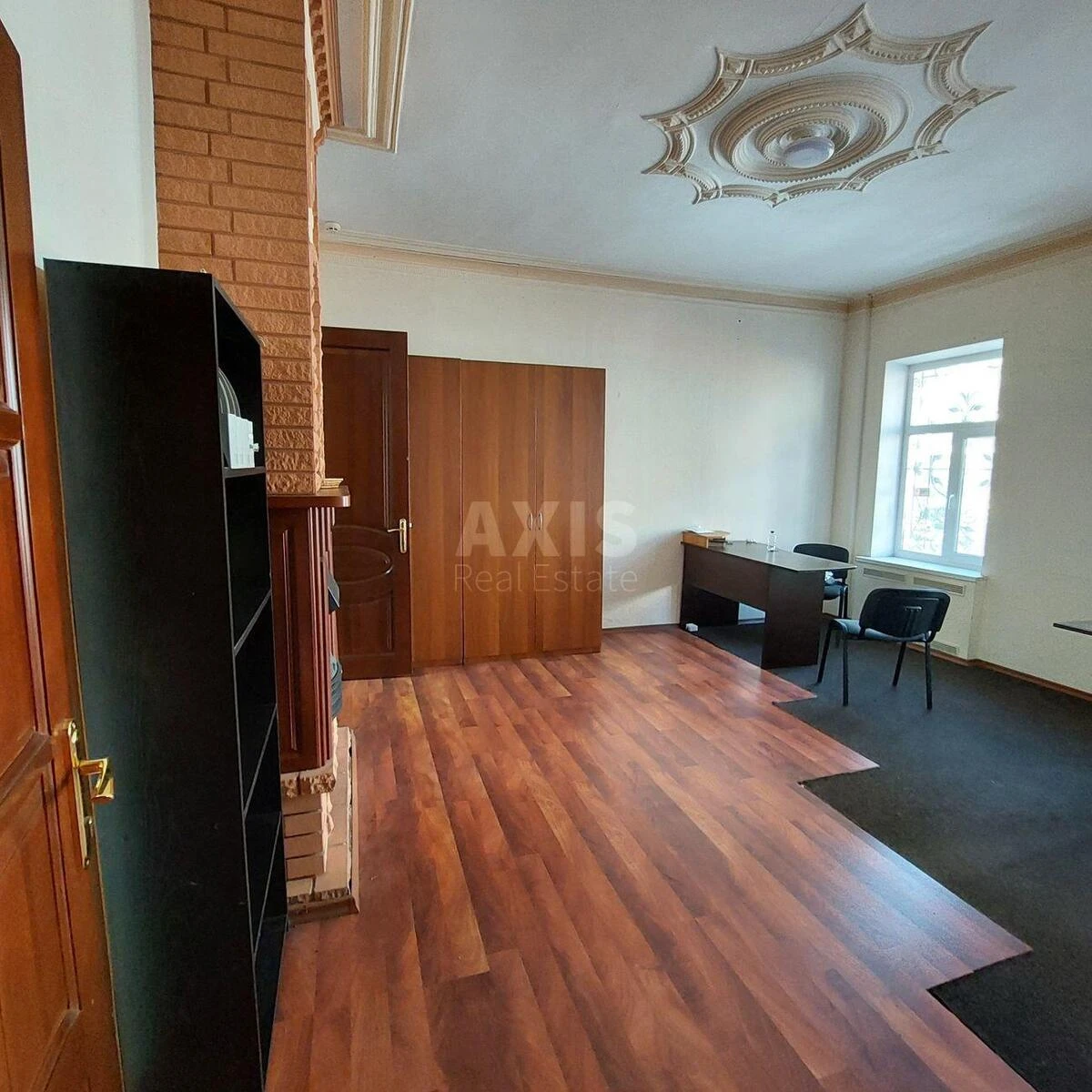 Office vul. Donchuka Vasylja 3, 66m26569510