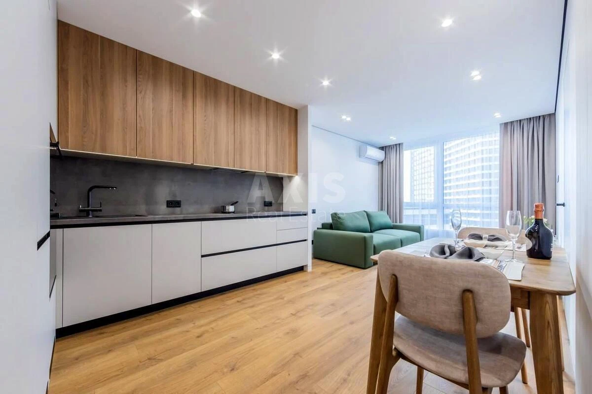 2k apartment vul. Prychal'na 12640530