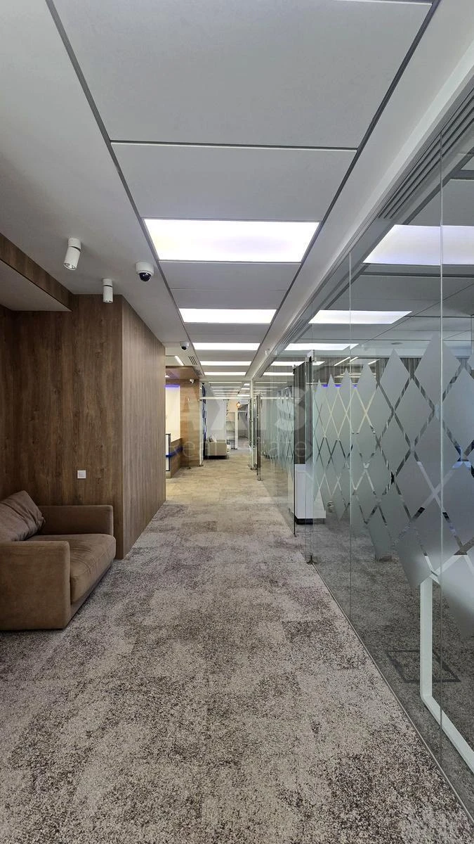 Office vul. Grushevs'kogo Myhajla 9Б, 555m2704782