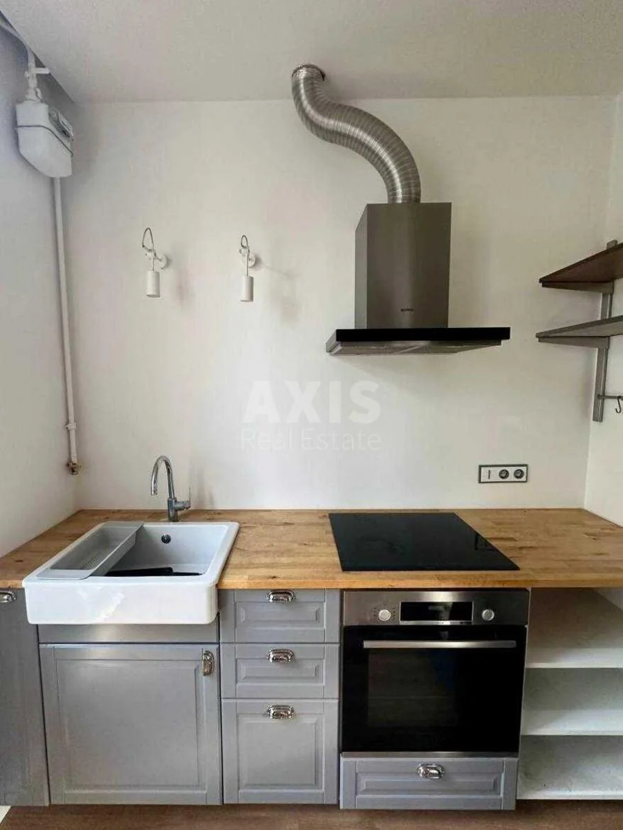 2k apartment vul. Ivana Svitlychnogo 4