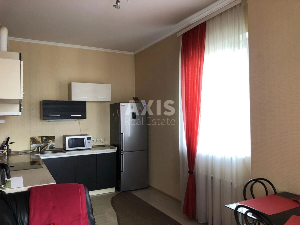 3к квартира пр-т Владимира Ивасюка 12J690350