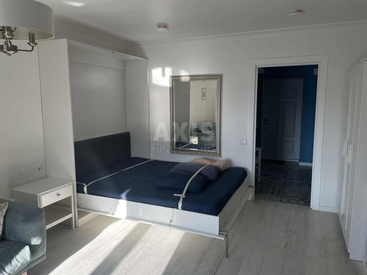 1k apartment pr-t Berestejskij 39693355