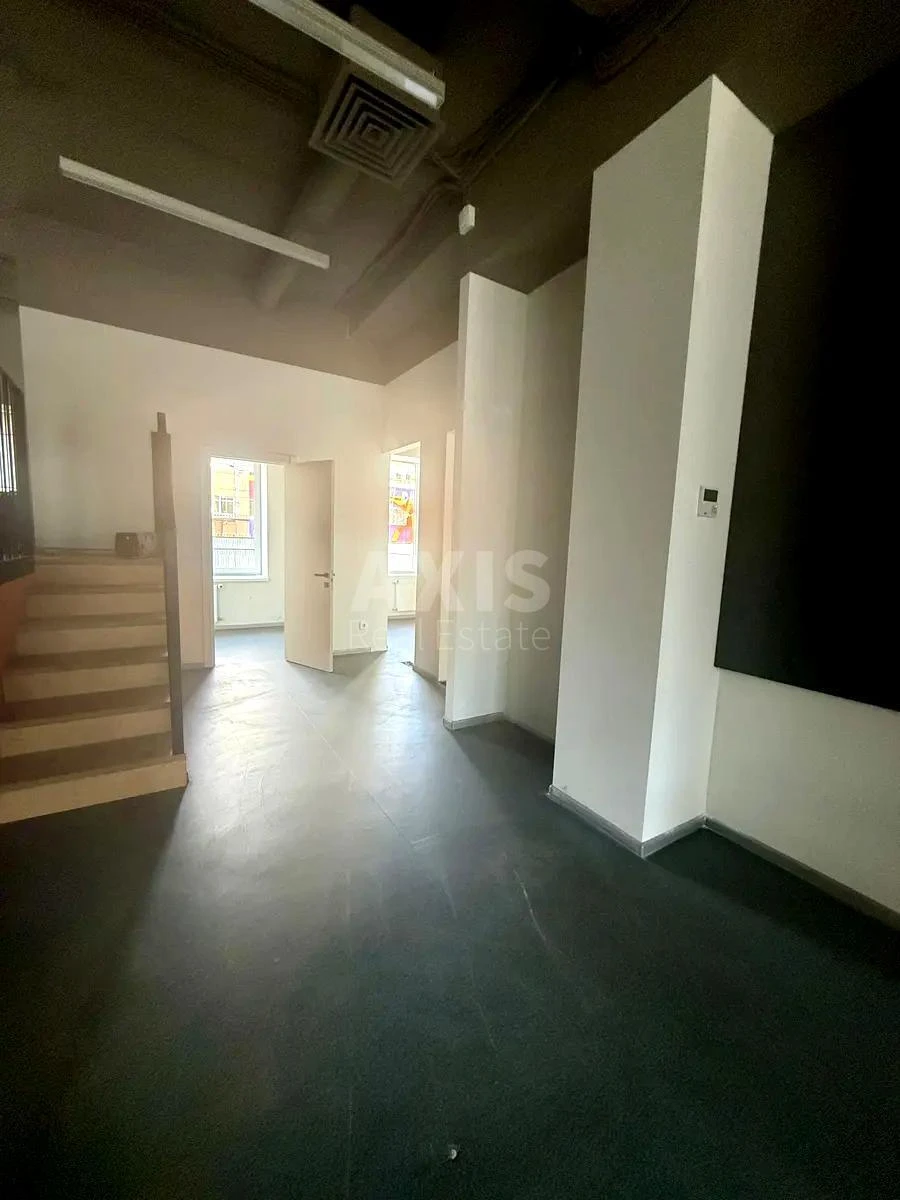 Office vul. Nyzhnij Val 51, 300m2677911