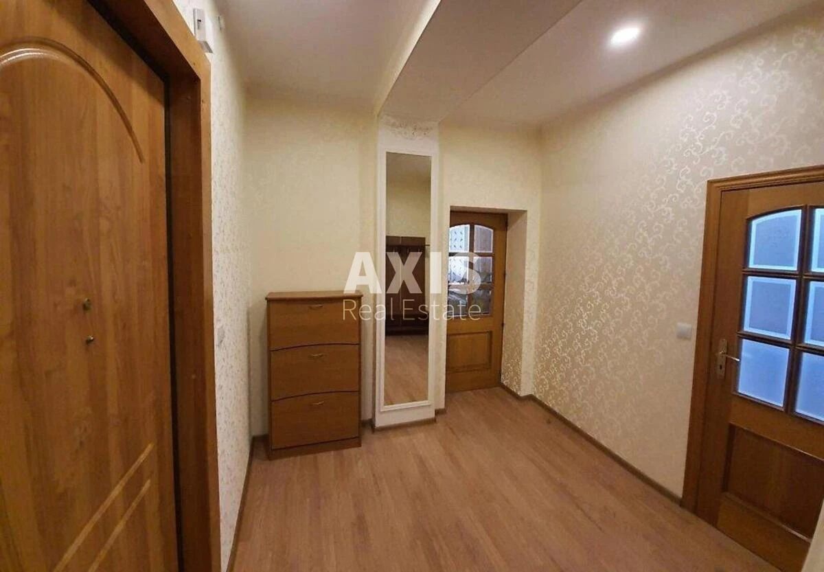 3k apartment uzv. Klovs'kyj 17487811