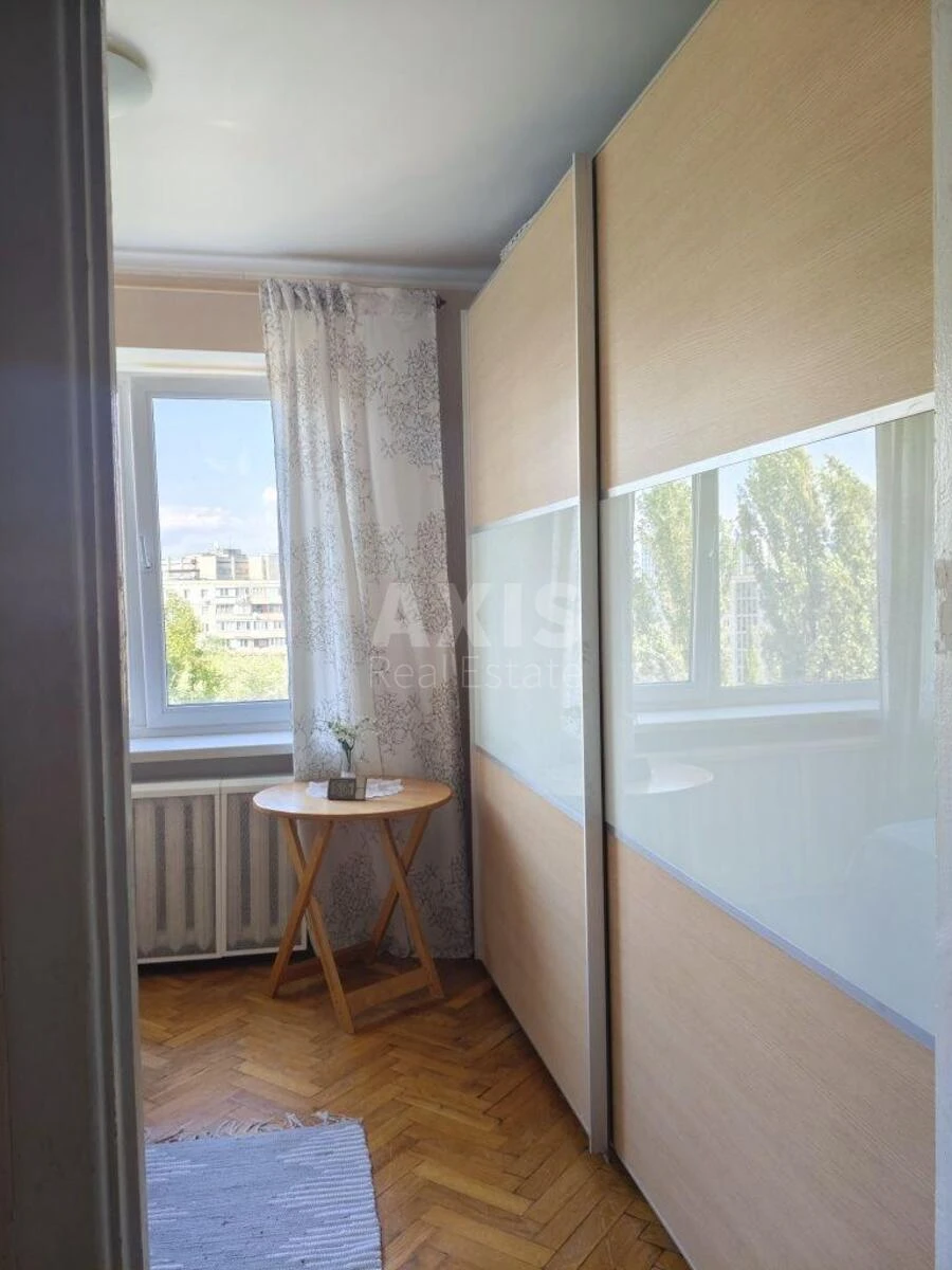 3k apartment vul. Malyshka Andrija 21Б713967