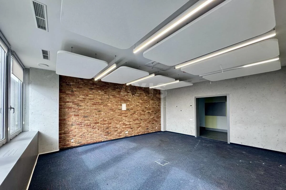 Office vul. Rustaveli Shota 39/41, 500m2684405
