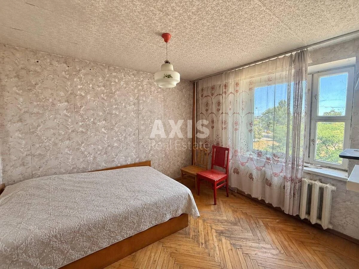 4k apartment pr-t Romana Shuhevicha 26712464