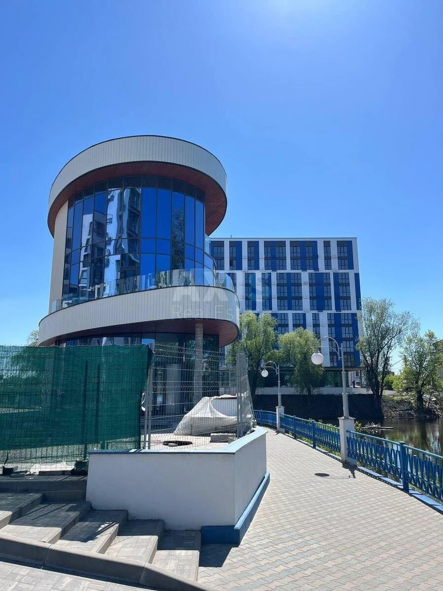 Объект сервиса ул. Олимпия Галика 75, 350м2647836