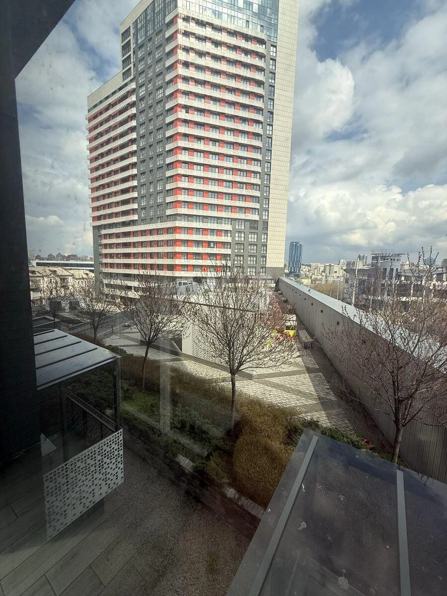 4k apartment vul. Lypkivs'kogo Vasylja Mytropolyta 16А712376