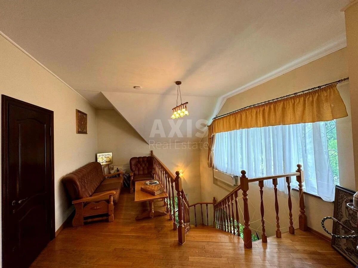 House vul. Bogatyrs'ka, 200m2, Kyiv city655187