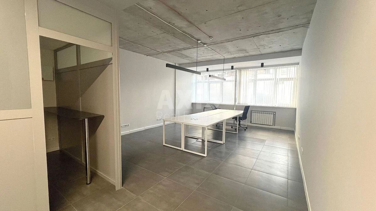 Office bul. Lesi Ukrai'nky 7Б, 155m2714323