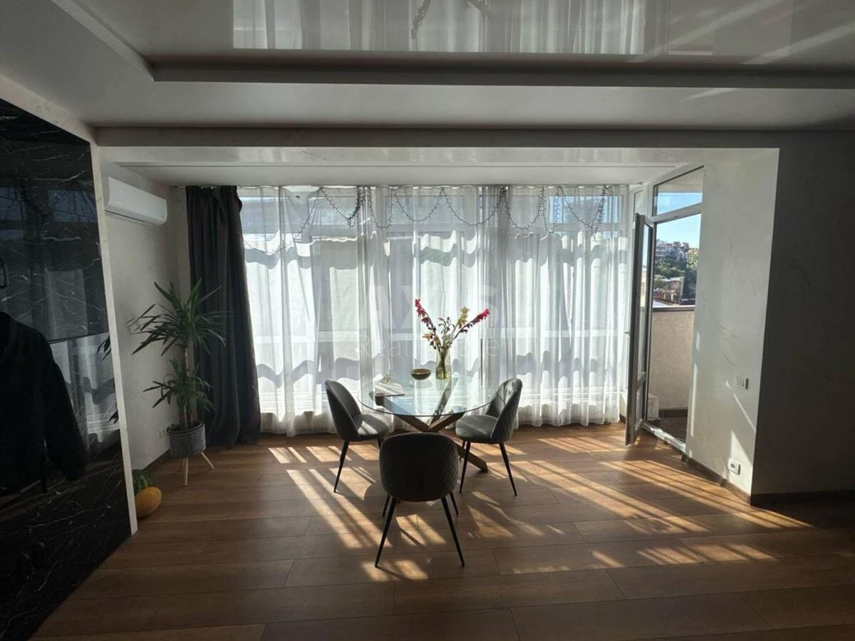 2k apartment vul. Glybochyc'ka 13/3718402