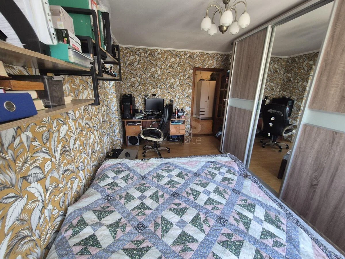 3k apartment nab. Dniprovs'ka 64/56719068